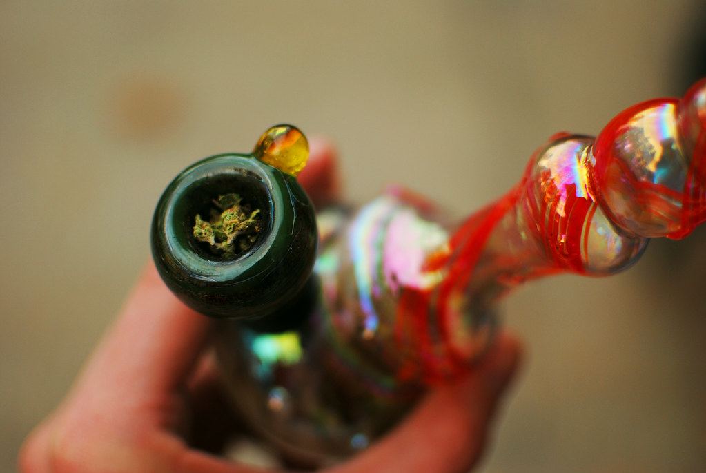 How to Clean a Bong at Home
